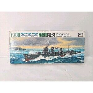 Vintage Aoshima Japan Navy Destroyer Kagero Water Line Series  1/700